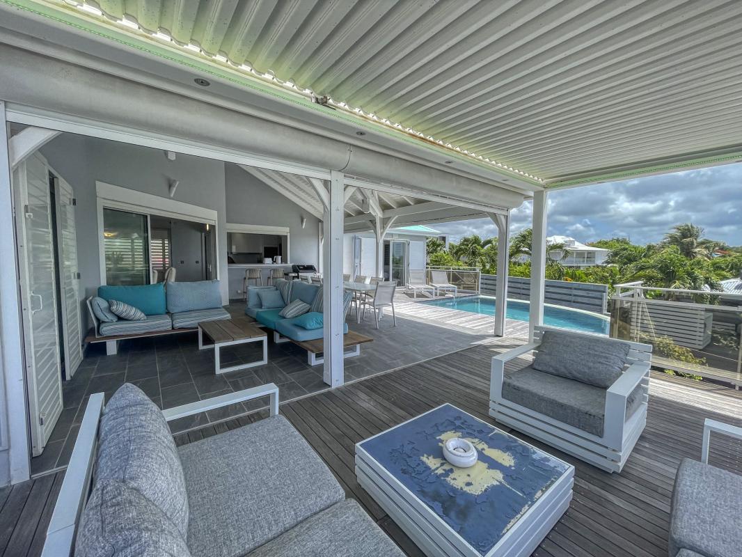 6.Location villa piscine vue mer Sainte Anne Guadeloupe_Piscine vue mer